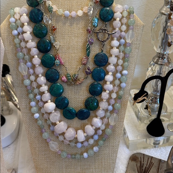 Come dig with me.  Unlisted gorgeousness in every price range. - Picture 10 of 17